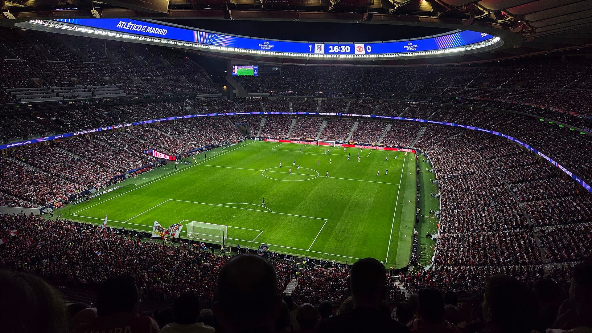 Manchester United in Champions League action at Atlético Madrid's Metropolitano Stadium, October 2026